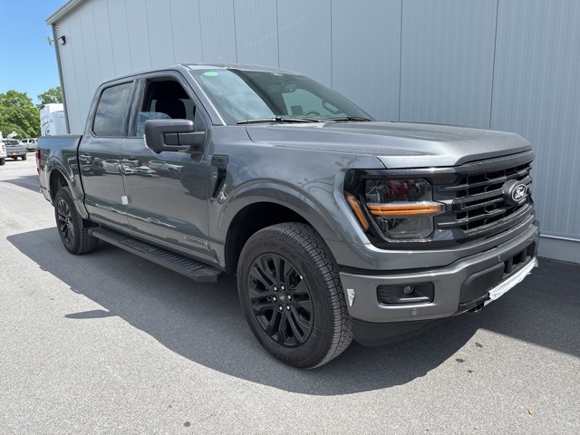 2025 Ford F-150 XLT's photo