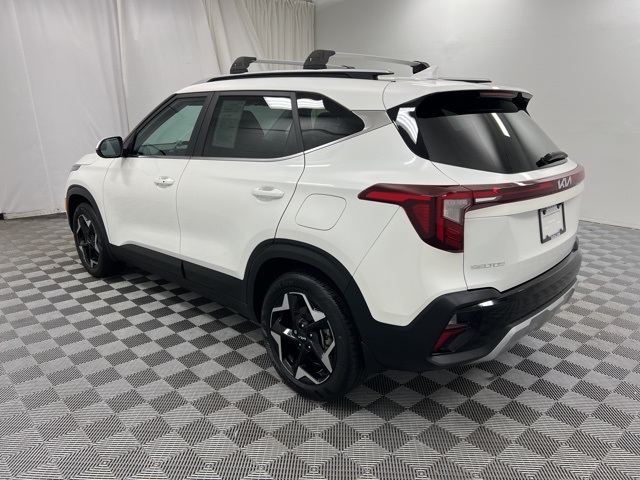 2024 Kia Seltos EX photo 4