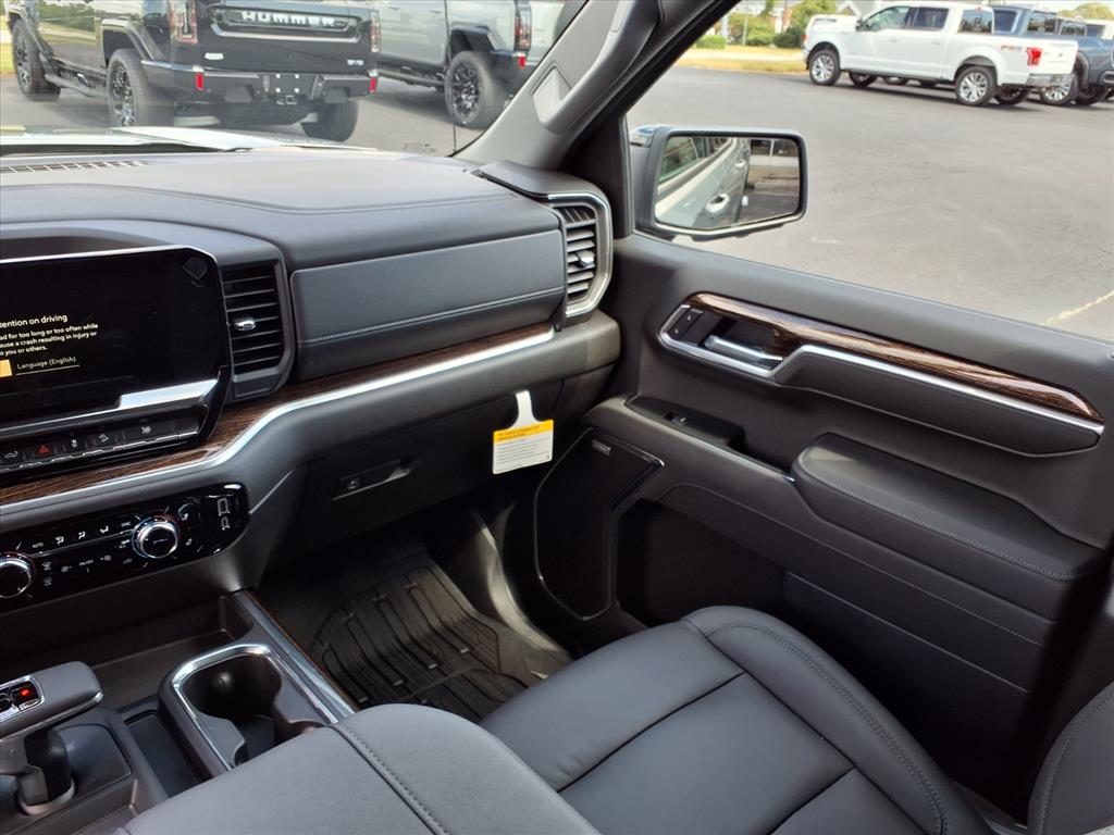 2026 Gmc Sierra Elevation photo 9