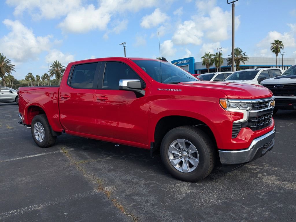 2025 Chevrolet Silverado LT photo 2