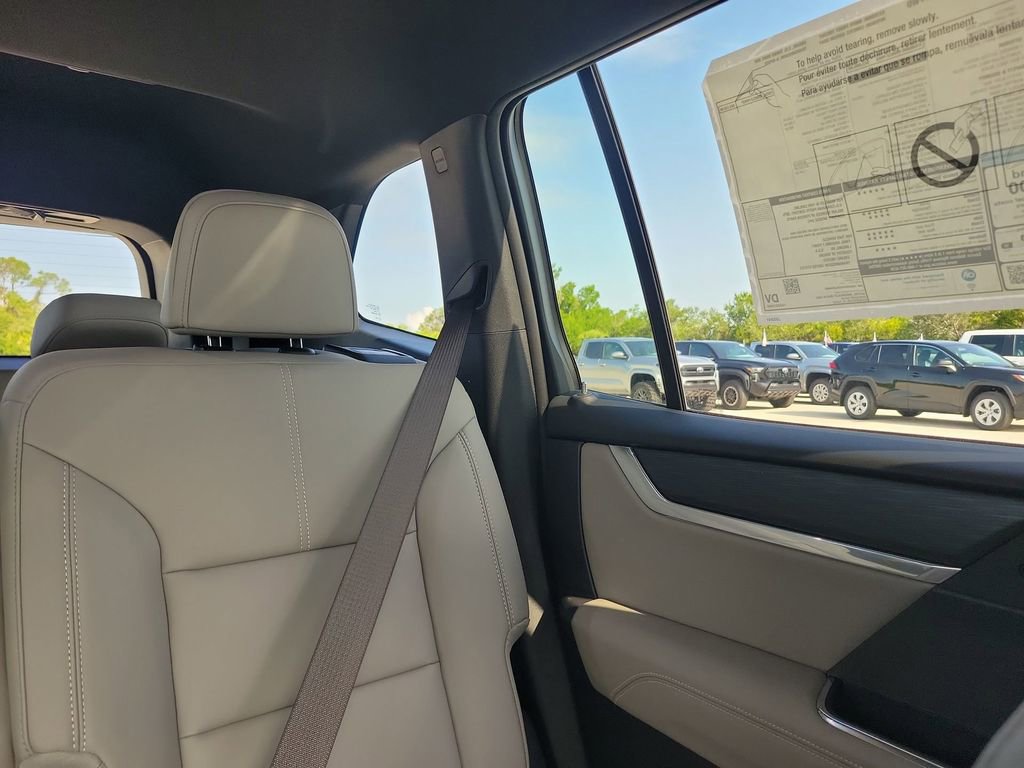 2025 Gmc Acadia Elevation photo 9