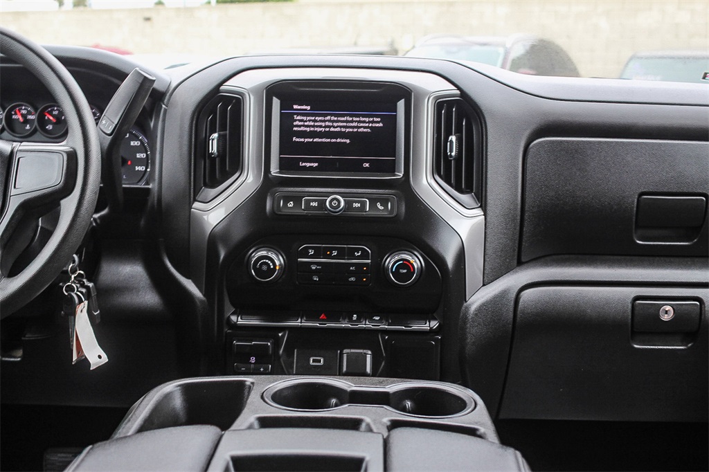 2020 Chevrolet Silverado 1500 Custom photo 10