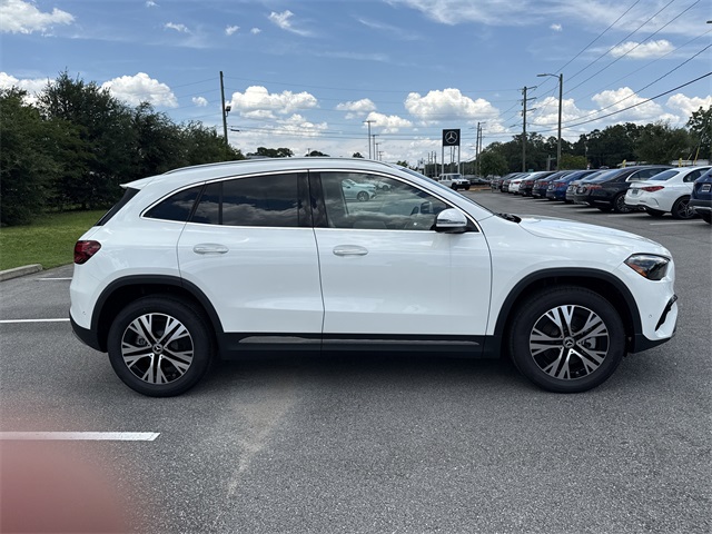 2025 Mercedes Benz GLA 250 photo 3