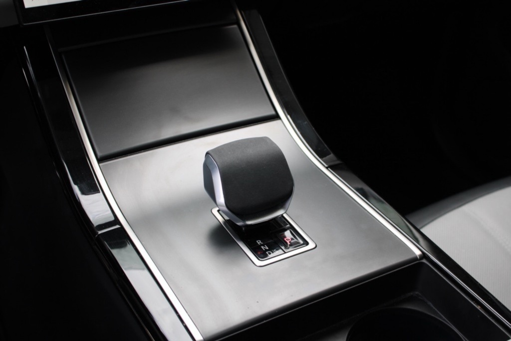 2024 Land Rover Range Rover Evoque Dynamic SE photo 22