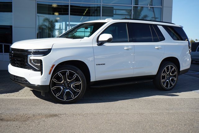 2026 Chevrolet Tahoe RST photo 4