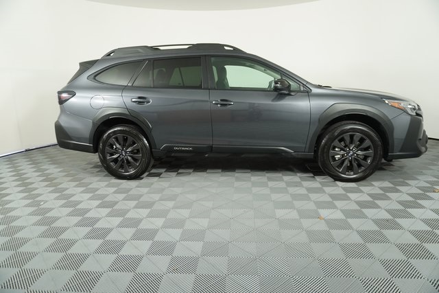 2025 Subaru Outback Onyx Edition photo 6