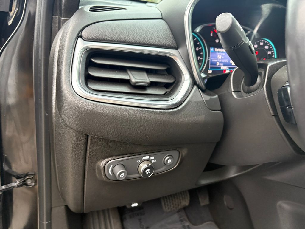 2021 Chevrolet Equinox LT photo 16