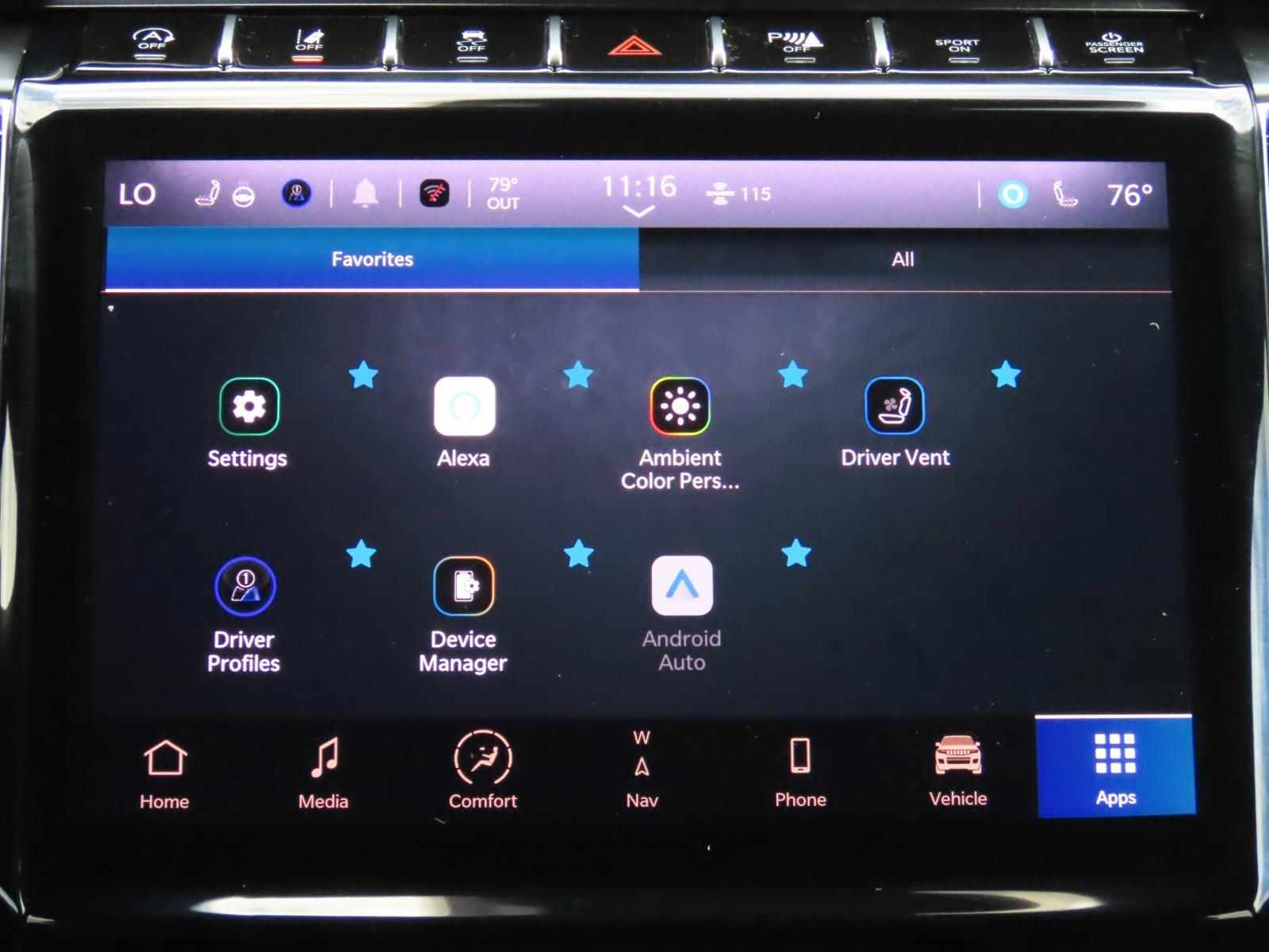 2022 Jeep Grand Cherokee Overland photo 4