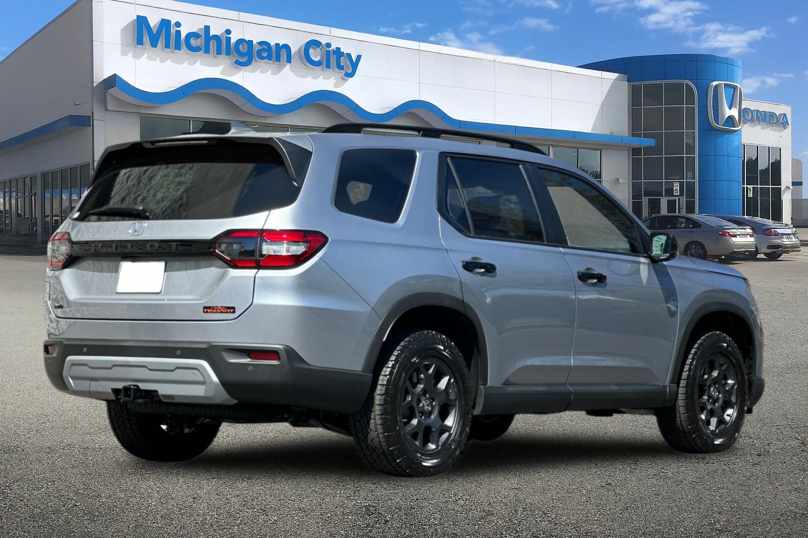 2025 Honda Pilot TrailSport photo 4