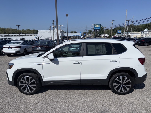 2022 Volkswagen Taos SE photo 5