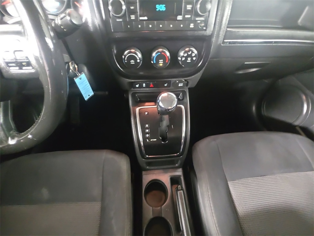 2011 Jeep Patriot Latitude photo 11