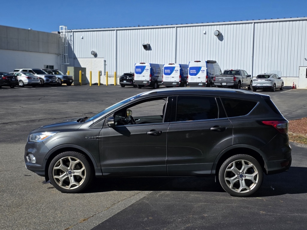 2017 Ford Escape Titanium photo 4