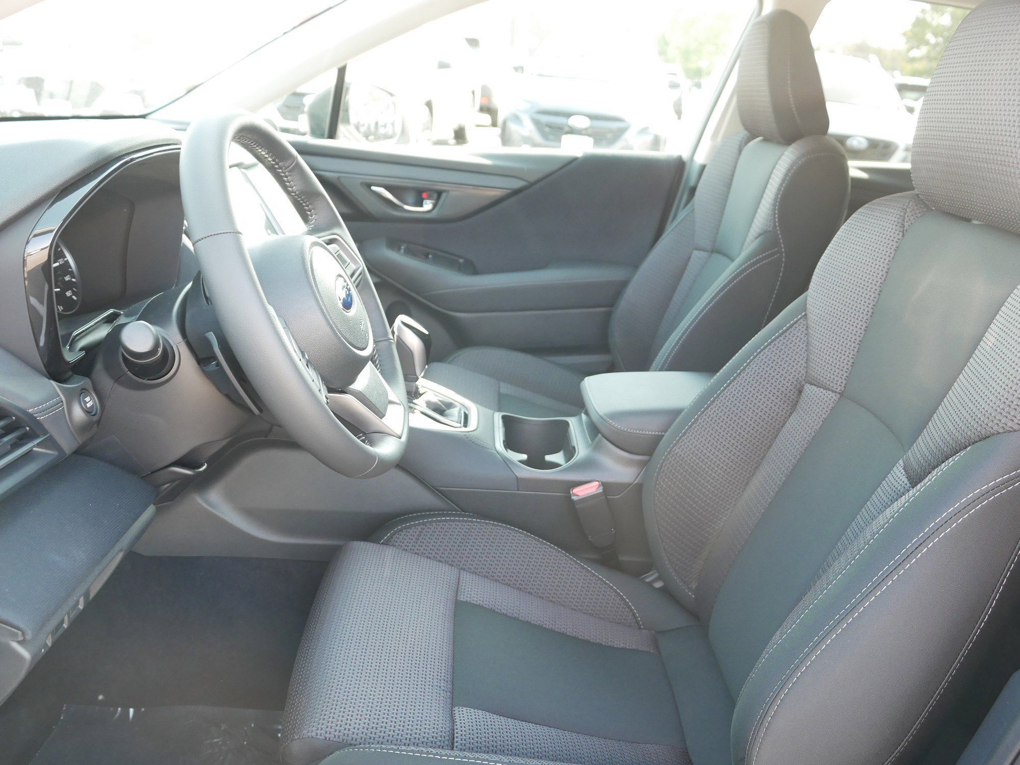 2025 Subaru Outback Premium photo 3