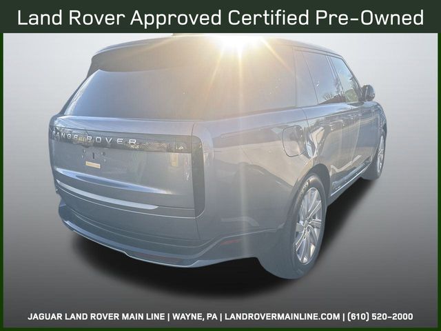 2025 Land Rover Range Rover SE photo 2