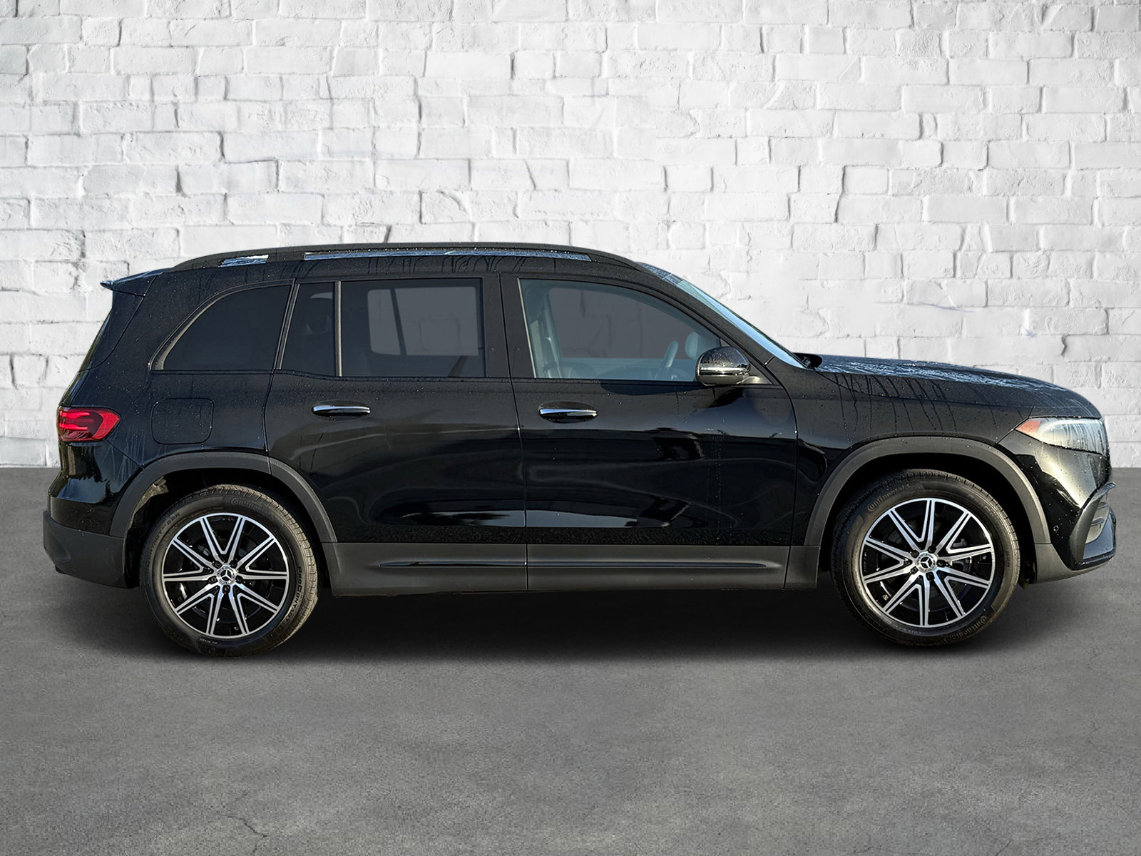 2024 Mercedes Benz EQB 350 4MATIC photo 3