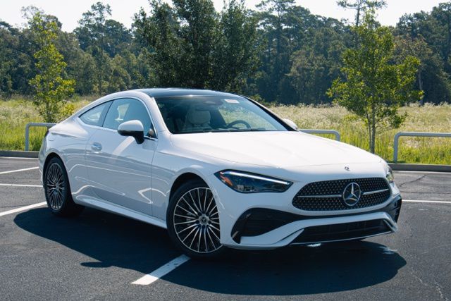 2026 Mercedes-Benz CLE CLE 300's photo