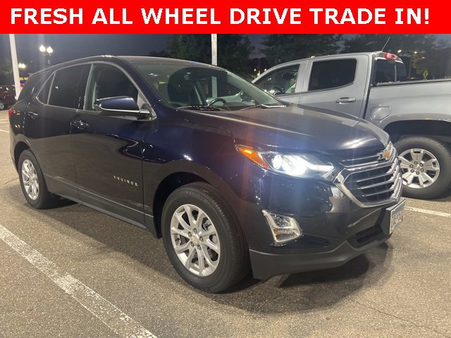 2020 Chevrolet Equinox LT photo 2