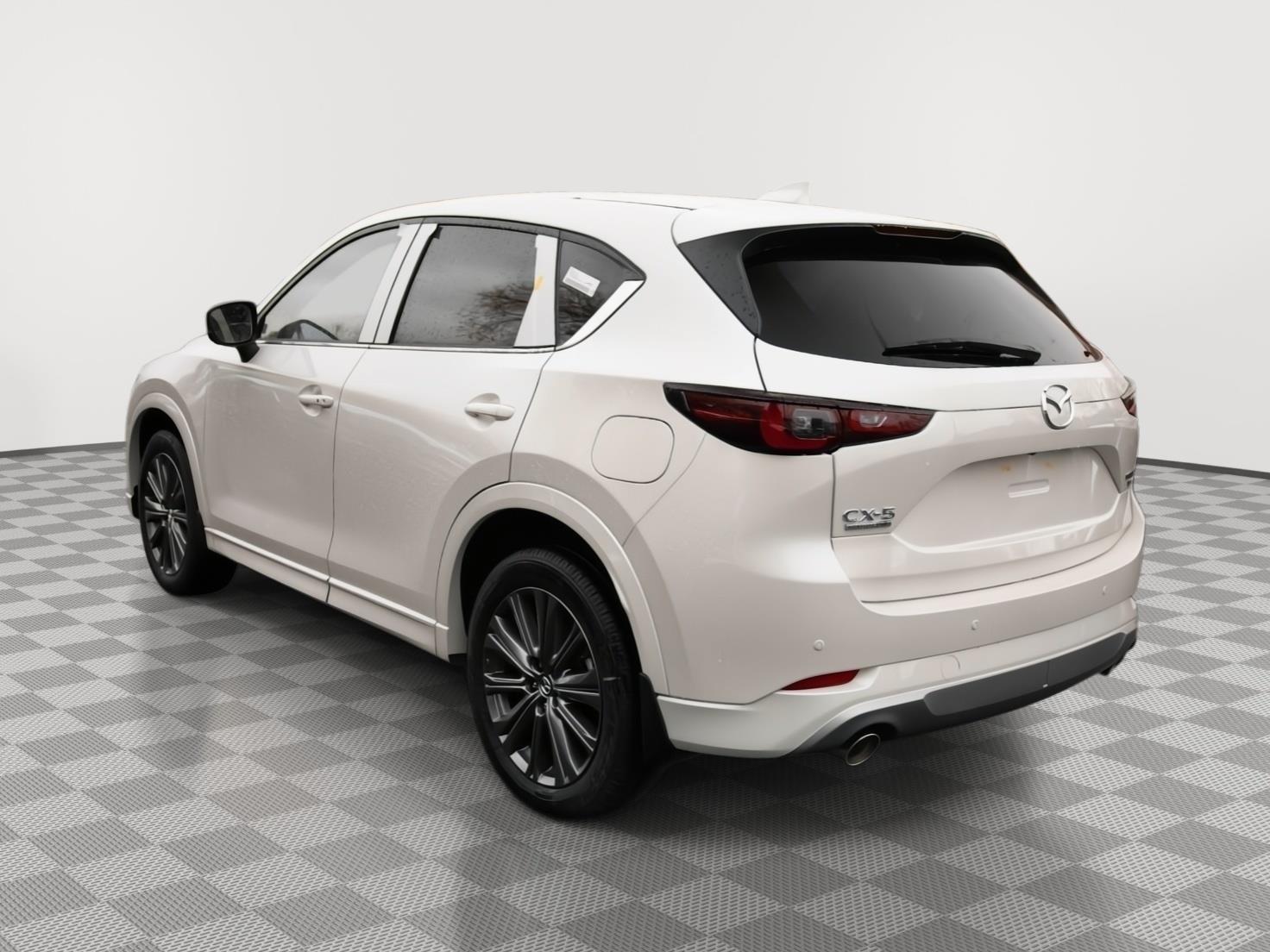 2025 Mazda CX-5 2.5 Turbo Signature photo 4