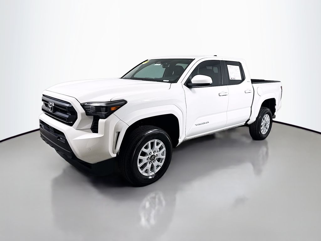 2024 Toyota Tacoma SR5 photo 3