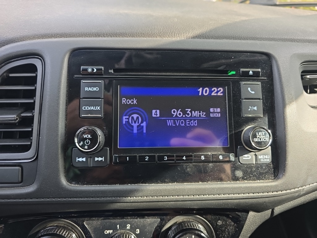 2016 Honda HR-V LX photo 5