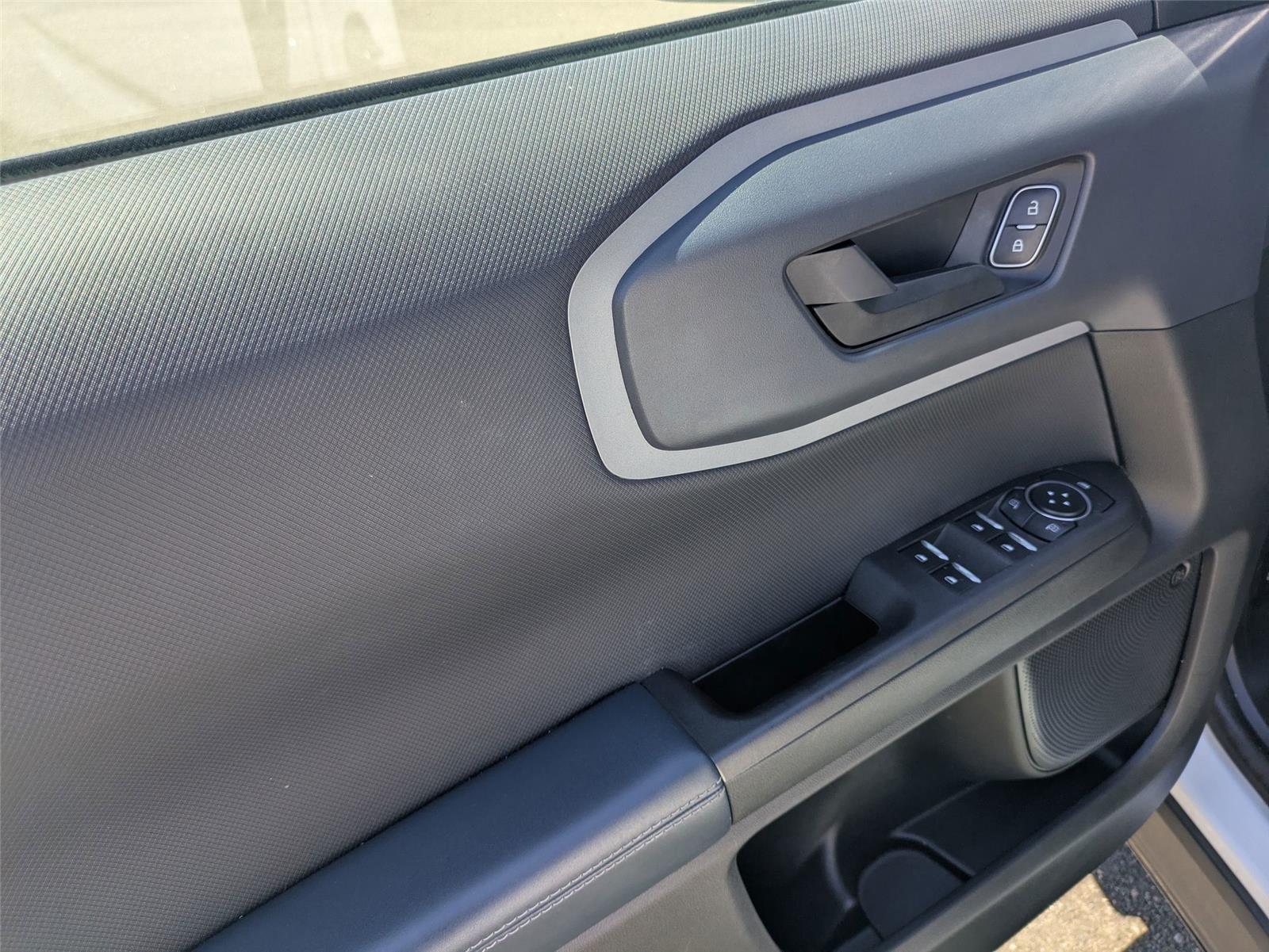 2021 Ford Bronco Sport Outer Banks photo 13
