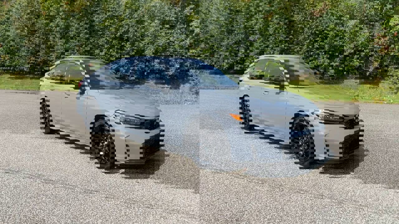 2025 Honda Civic Sport photo 2