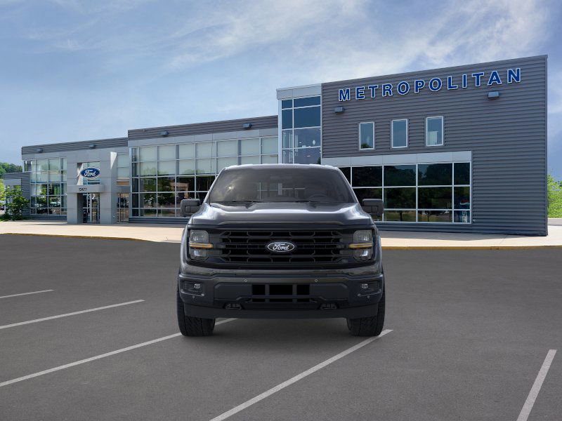2025 Ford F-150 XLT photo 3
