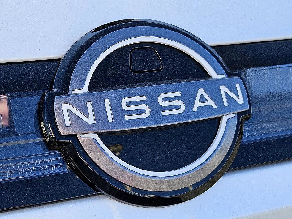 2025 Nissan Murano SV photo 9