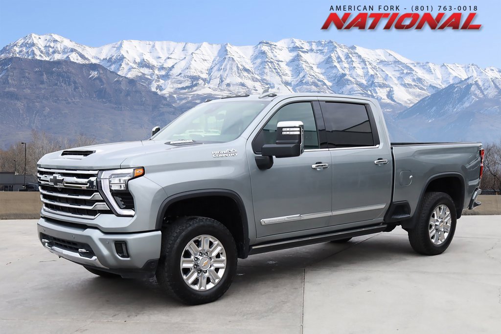 2025 Chevrolet Silverado 3500HD High Country's photo