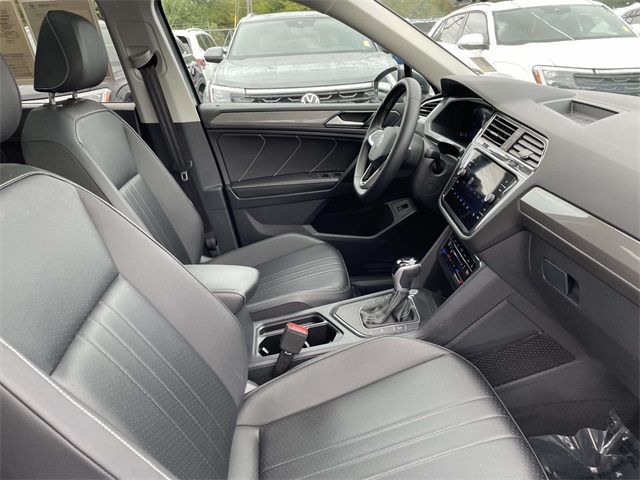 2024 Volkswagen Tiguan SE Wolfsburg Edition photo 9