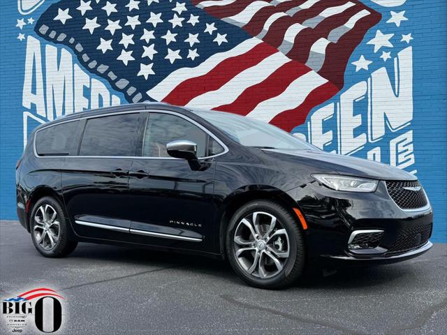 2026 Chrysler Pacifica Pinnacle's photo