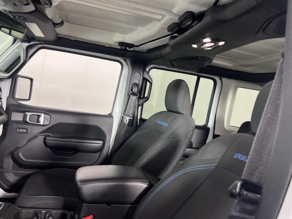 2023 Jeep Wrangler Rubicon 4xe photo 21