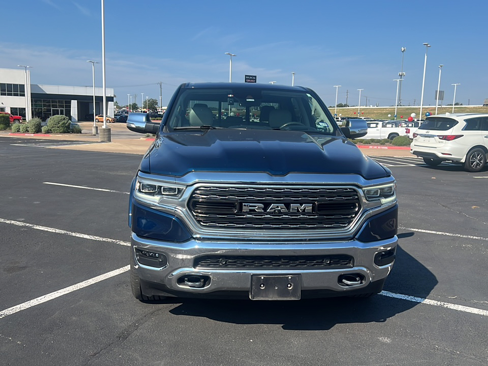2022 Ram 1500 Limited photo 3