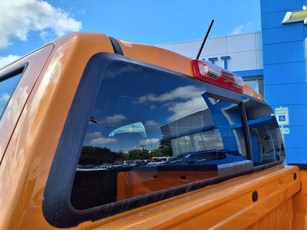2026 Chevrolet Colorado LT photo 17