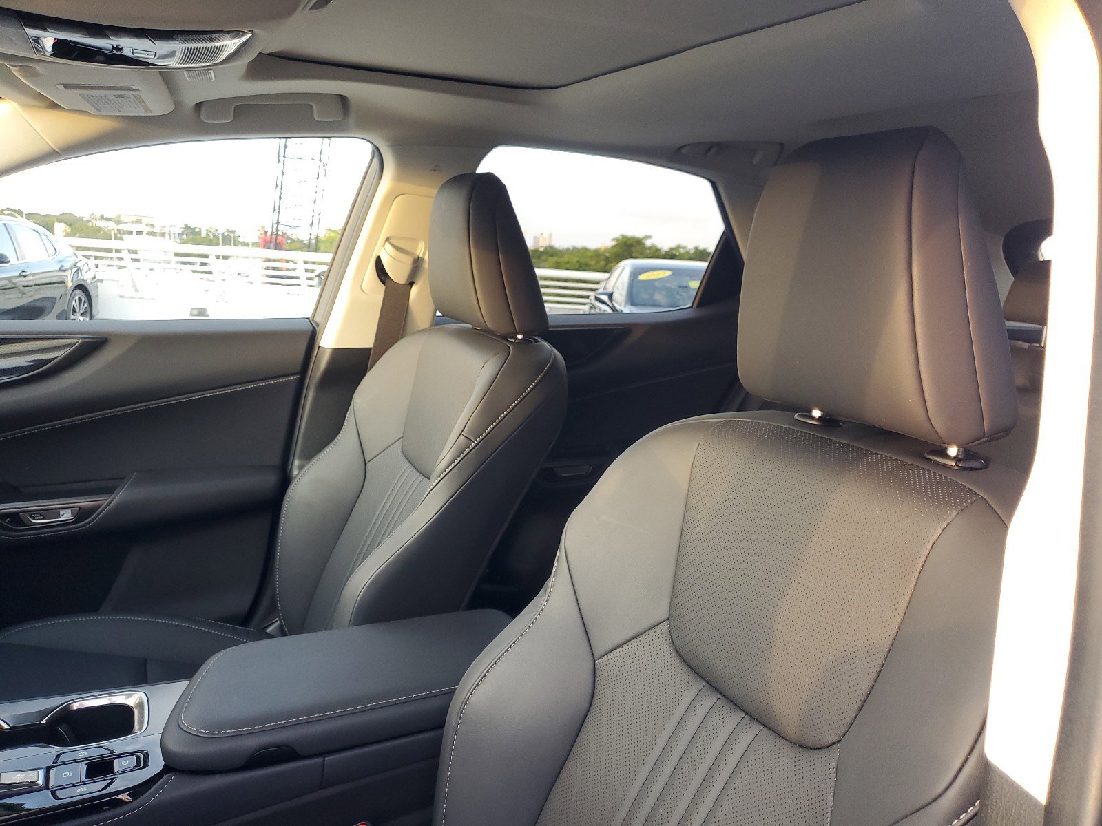 2024 Lexus NX 250 photo 18