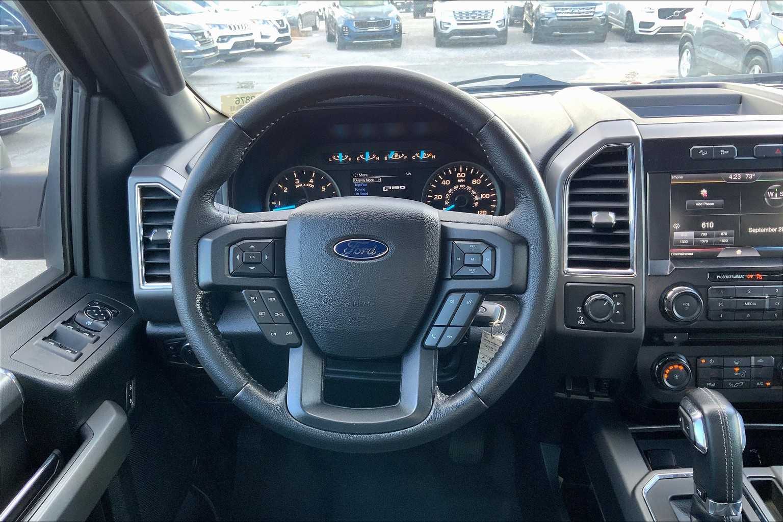 2015 Ford F-150 XLT photo 5