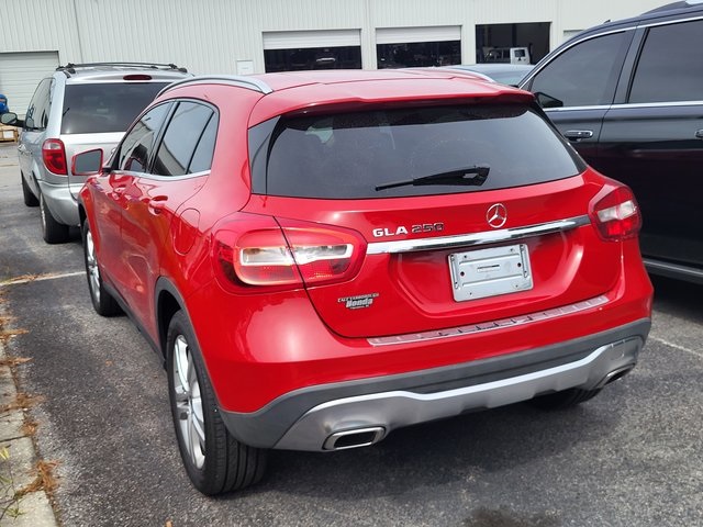2018 Mercedes Benz GLA 250 photo 3