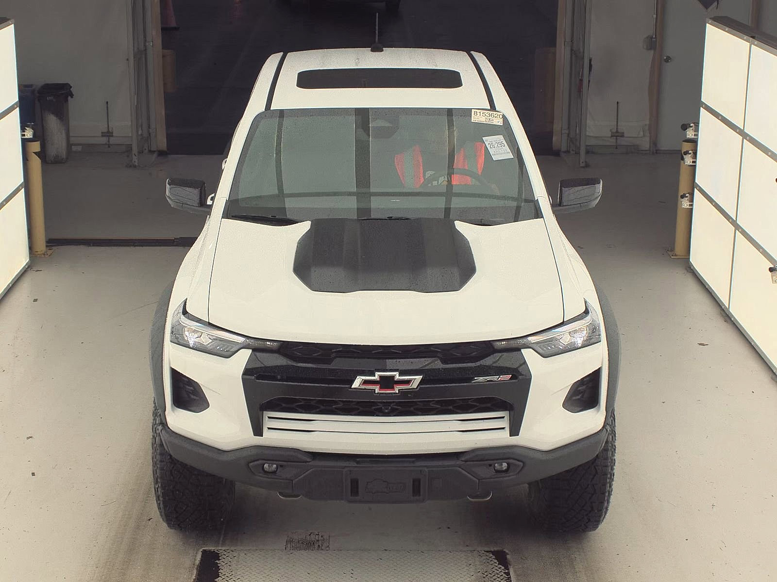 2024 Chevrolet Colorado ZR2 photo 2