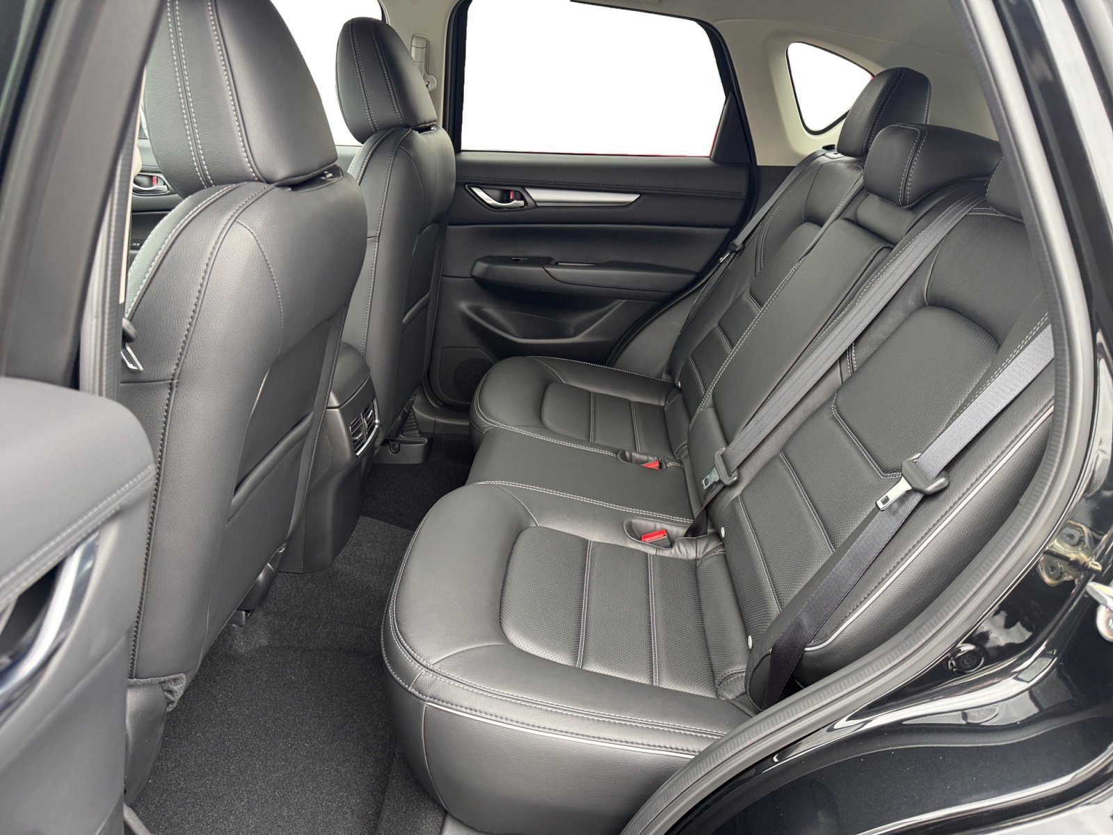 2025 Mazda CX-5 2.5 S Preferred photo 16