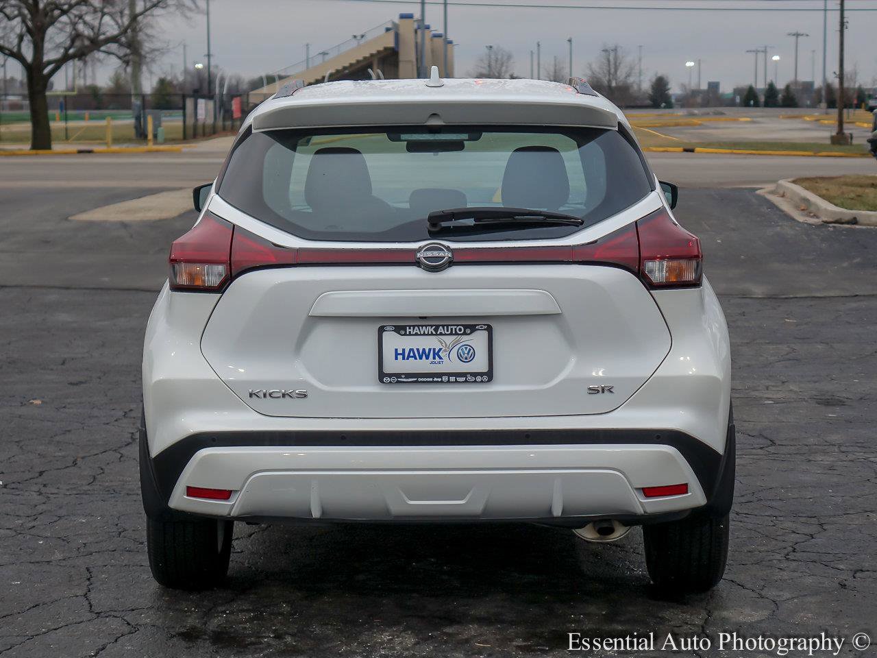 2024 NISSAN KICKS - Image 5