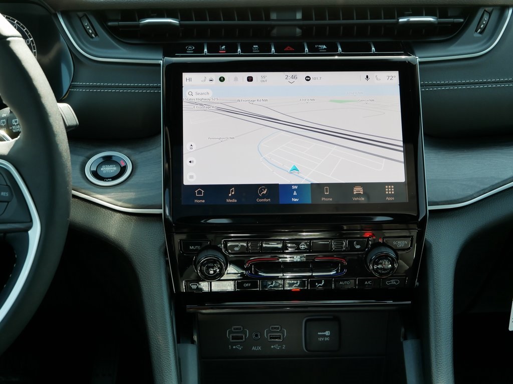 2025 Jeep Grand Cherokee Limited photo 10