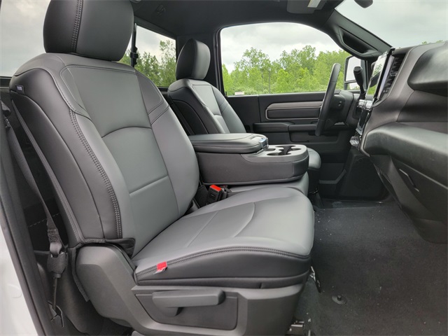 2025 Ram 2500 Tradesman photo 15