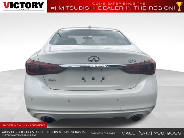 2022 Infiniti Q50 LUXE AWD photo 4