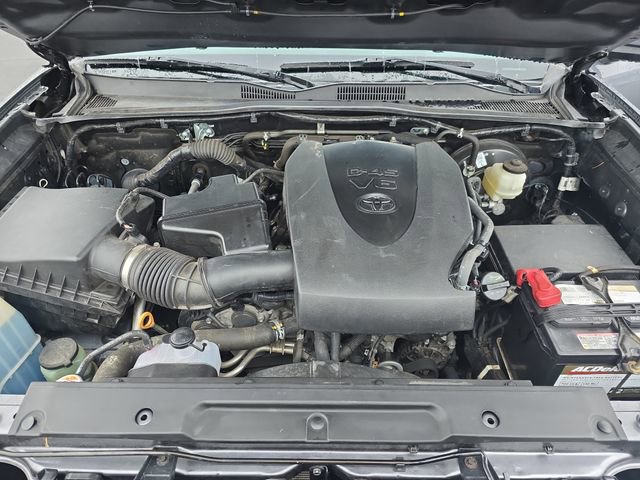 2021 Toyota Tacoma SR5 photo 19