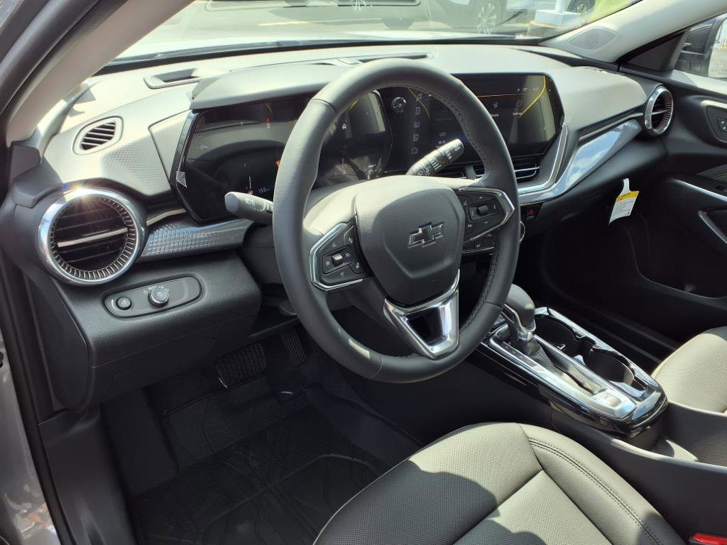 2025 Chevrolet Trax ACTIV photo 6