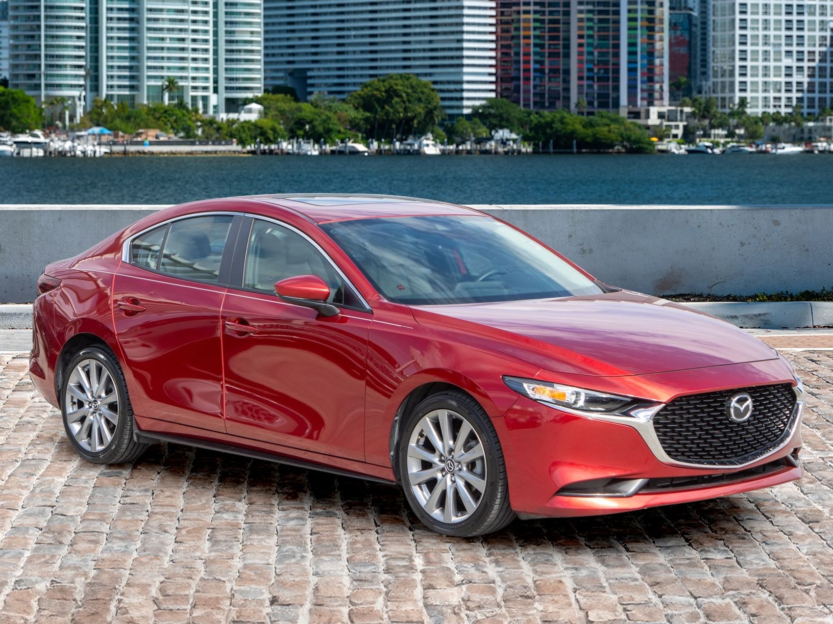 2022 Mazda Mazda3 Preferred photo 3