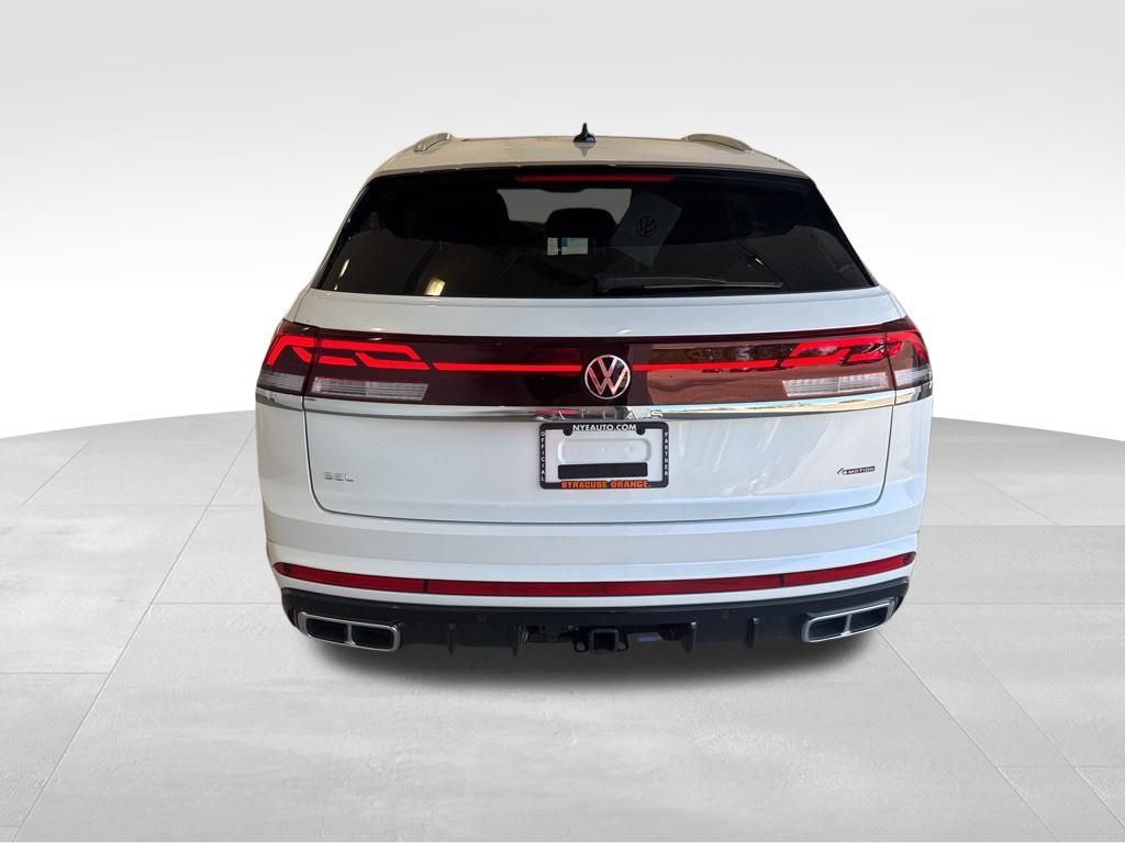 2026 Volkswagen Atlas Cross Sport SEL Premium R-Line photo 3