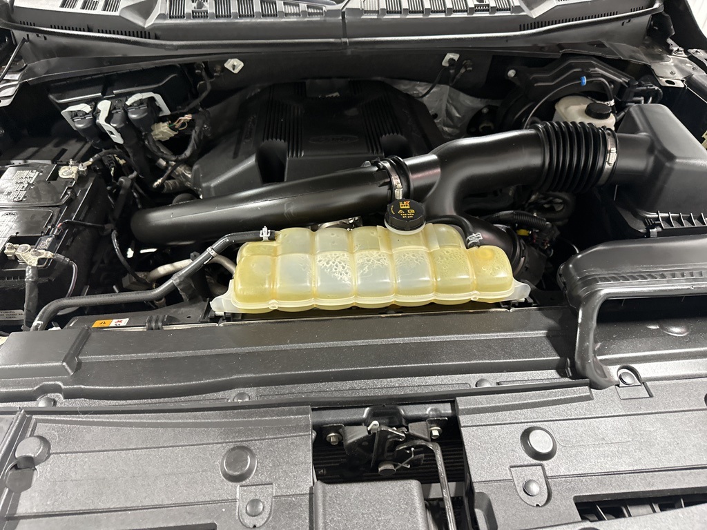 2020 Ford F-150 XLT photo 10