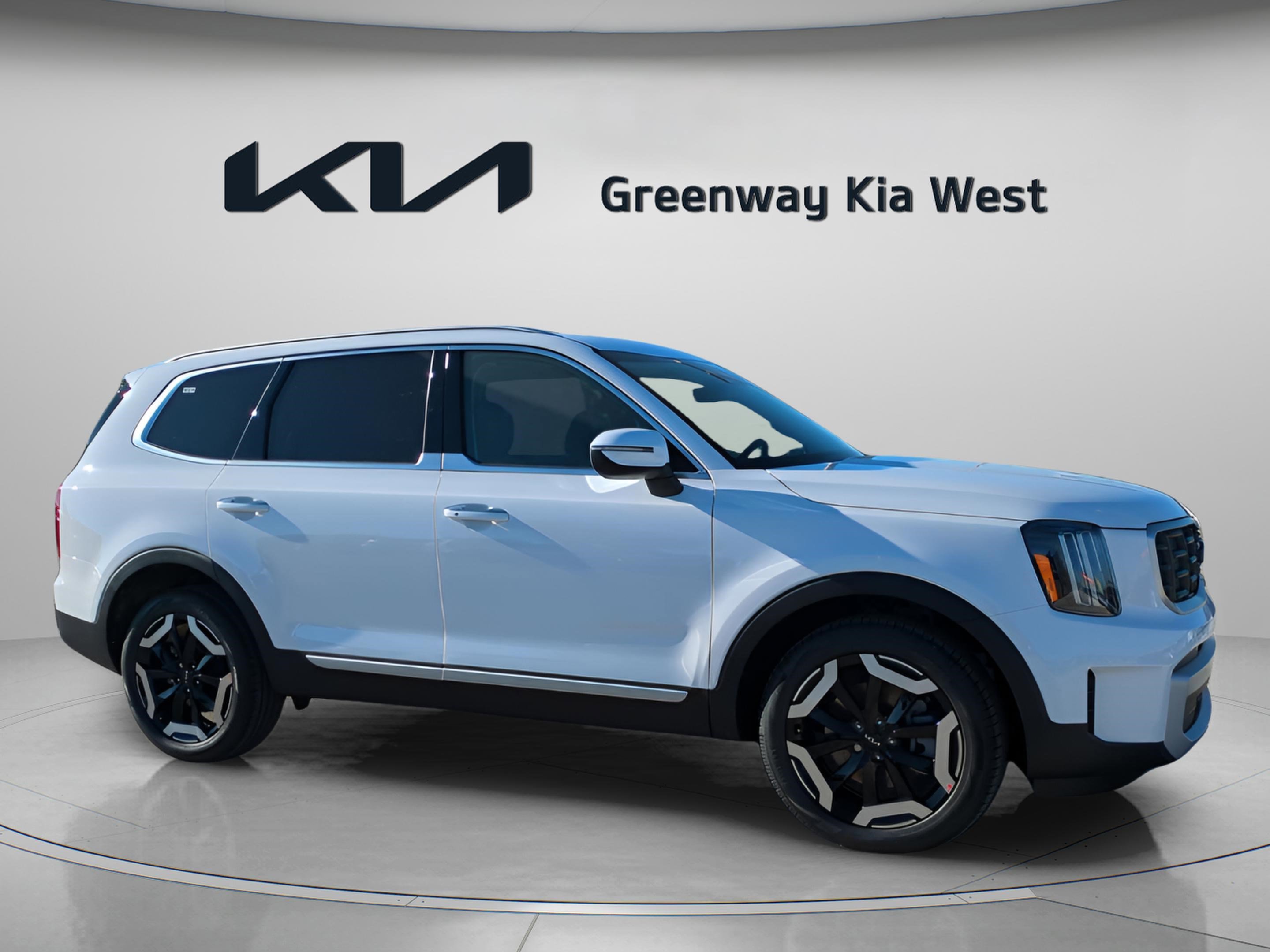 2025 Kia Telluride S's photo