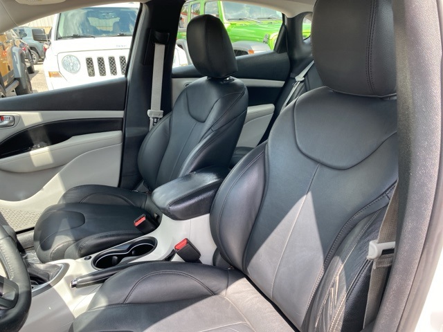 2013 Dodge Dart SXT photo 10